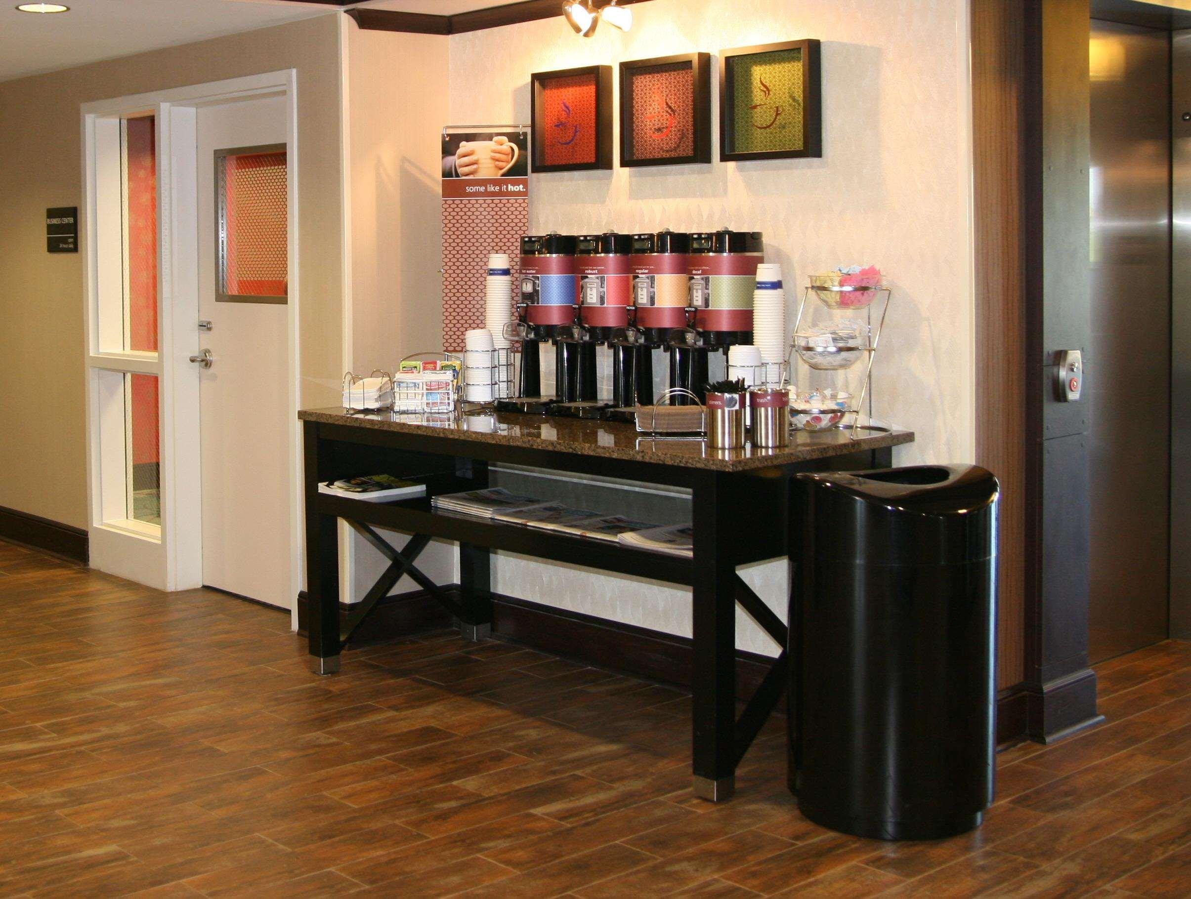 Hampton Inn New Albany Restaurant foto